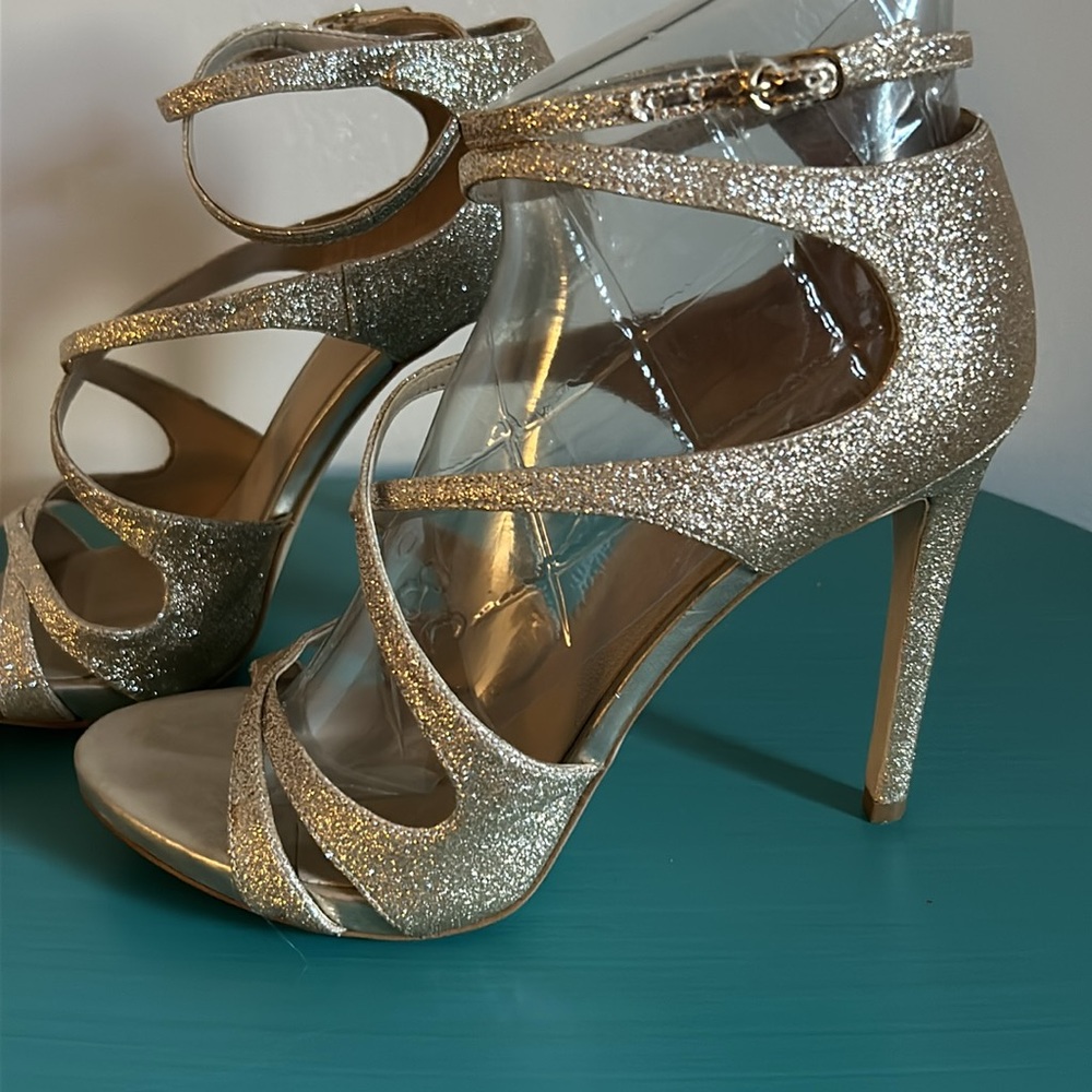 Guess Women’s Gold Glitter Strappy 4 1/2” Stiletto Formal Heels Prom Ready